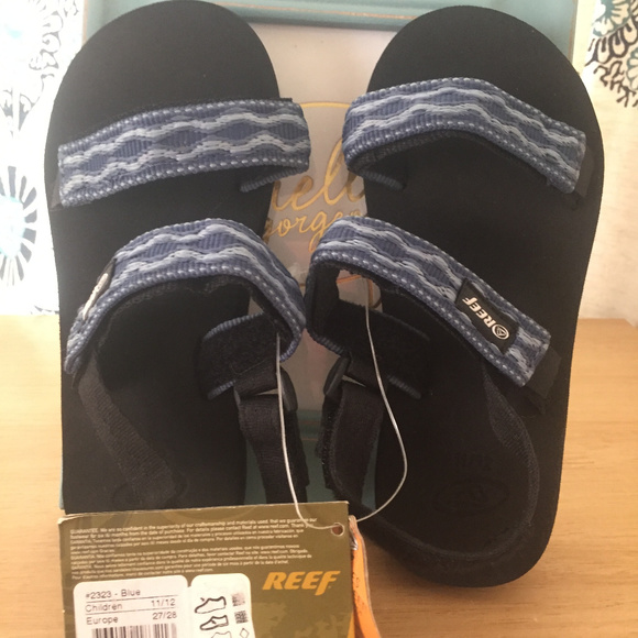 reef velcro sandals